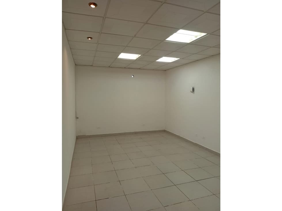 Local en alquiler - Plaza Mallorca — foto 6