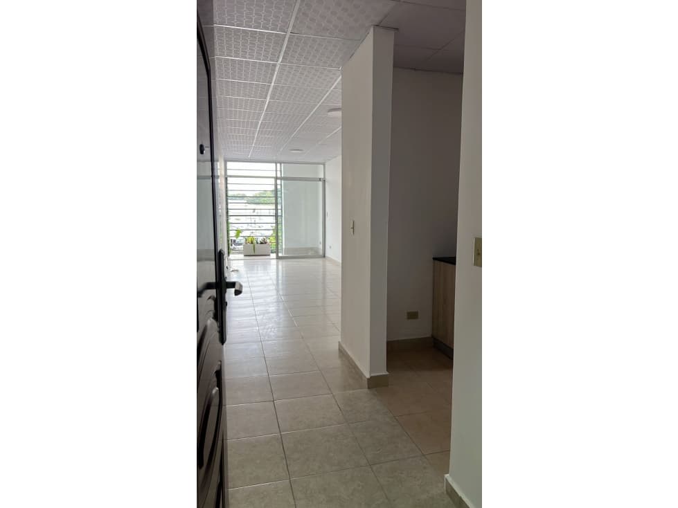 ALQUILER APARTAMENTO EL INGENIO A PASOS DEL METRO — foto 2