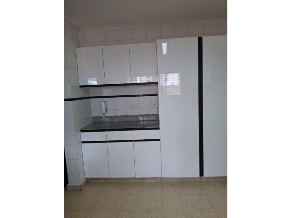 ALQUILER DE APARTAMENTO EN OBARRIO — foto 5
