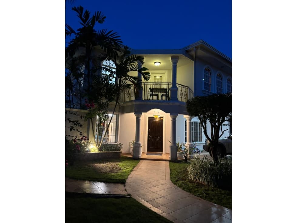 CASA EN COSTA BAY — foto 2