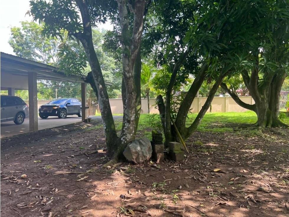 Venta de Casa con Amplio Terreno en Vista Alegre, Arraiján — foto 3