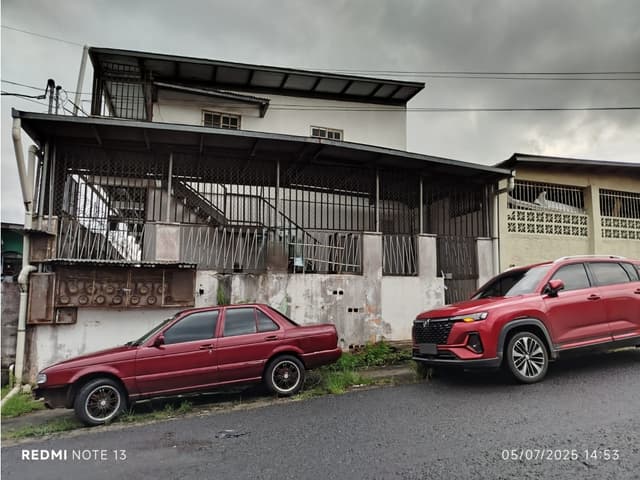 Venta de Casa Reposeída por Banco - Nuevo Chorrillo