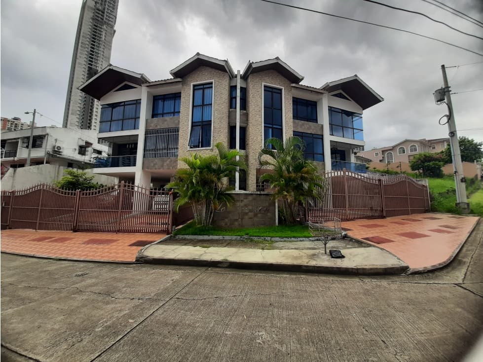 VENTA DE APARTAMENTO DE 285.40 M2 - PH LE MANSION - BETHANIA — foto 1