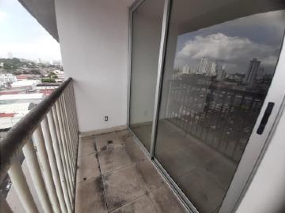 VENTA DE APARTAMENTO EN PH ALEGRIA- PARQUE LEFEVRE — foto 1