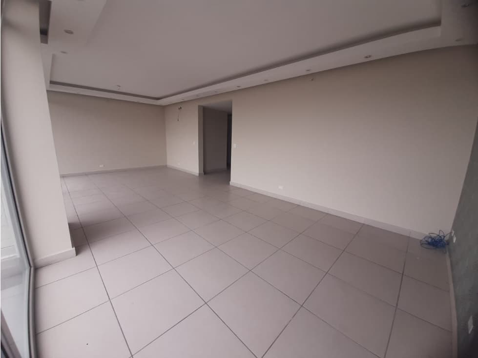 VENTA DE AMPLIO APARTAMENTO EN PH 4 HORIZONTES - ALTOS DE PANAMA — foto 4