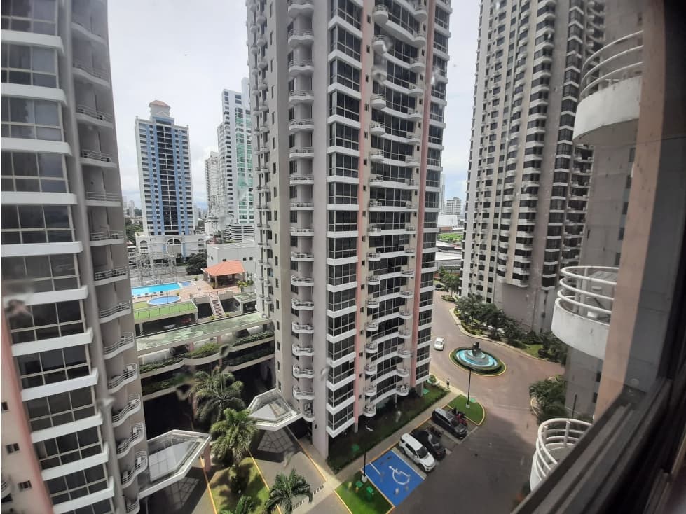 VENTA DE APARTAMENTO EN PH SAN FRANCISCO BAY — foto 1