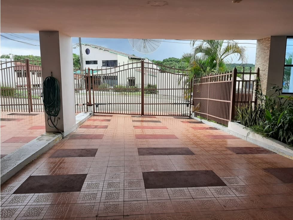 VENTA DE APARTAMENTO DE 285.40 M2 - PH LE MANSION - BETHANIA — foto 2