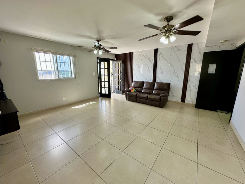Se vende casa en Altos de Panamá, Bosque de La Cibeles — foto 2