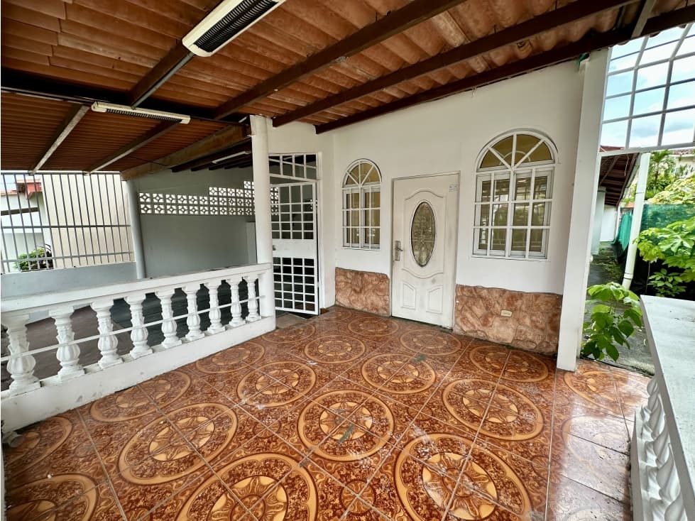Se vende casa unifamilar en Altos de Panama — foto 3