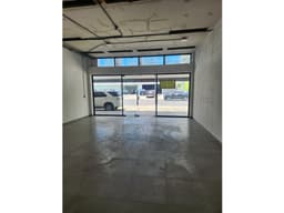Local de 135 m² en alquiler Plaza en La Cresta