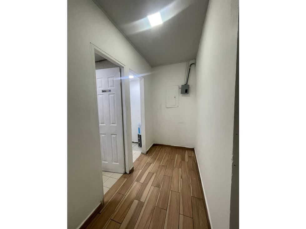 Local Comercial de 95 m2 Centennial, excelente ubicación — foto 4