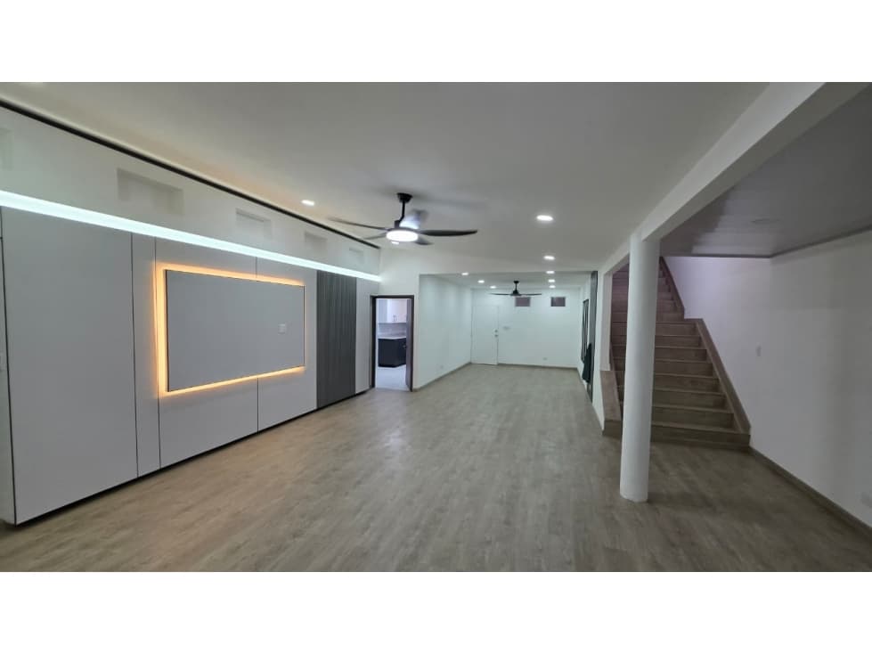 Venta de Casa Remodelada en Brisas del Golf - SG — foto 1