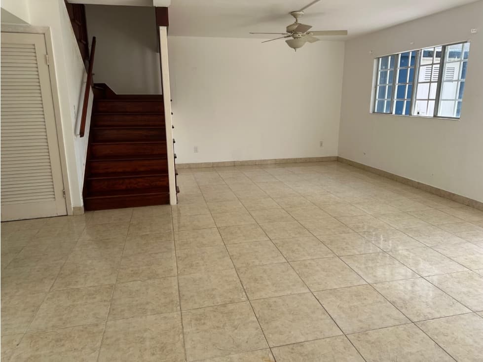 Casa de 2 Pisos en Venta - Villas de Howard, Farfán - JM — foto 3