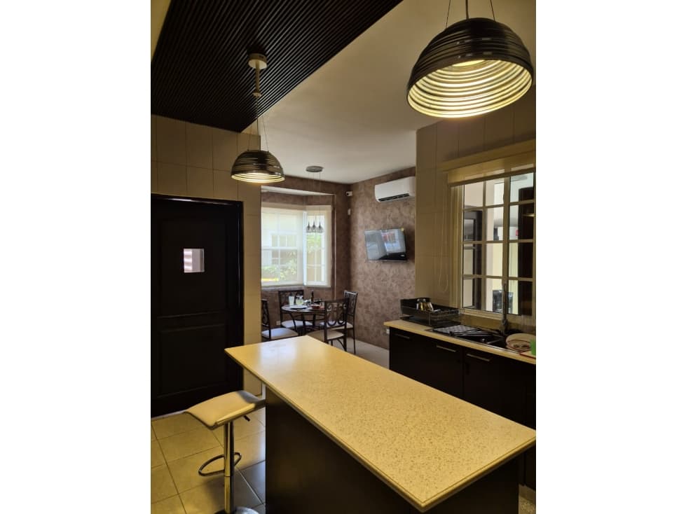 VENTA DE LUJOSA CASA EN COSTA SUR - SG — foto 5