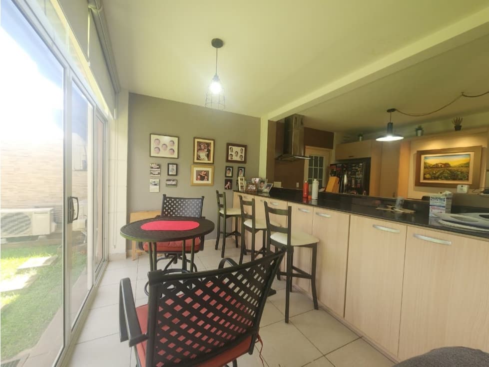 Casa de Esquina en Venta PH Versalles Ciudad de Panamá - LH — foto 4