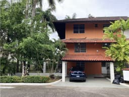 Venta de Casa en Clayton