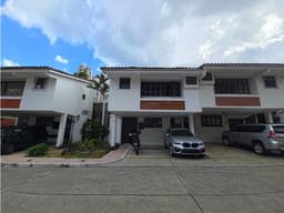 San Francisco - Venta de Casa Duplex en Residencial Los Flamingos