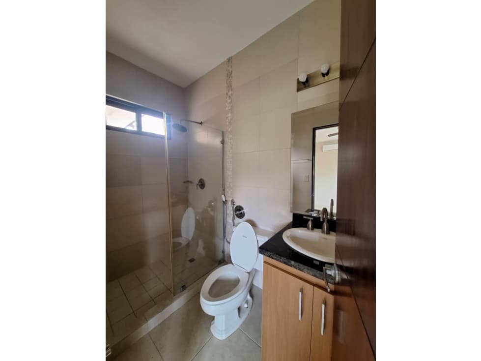 Se vende casa en Embassy Club — foto 4