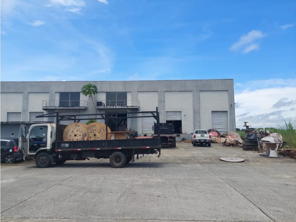 Se Vende bodega en pacora — foto 3