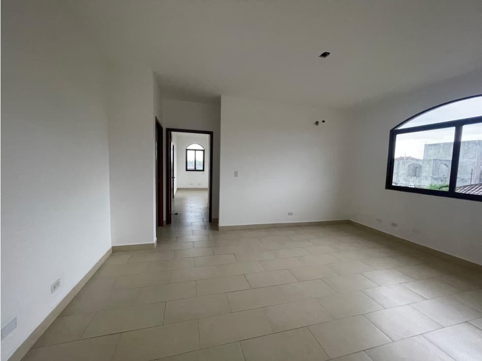 Venta de Casa en Residencial el Doral, Costa Sur — foto 5