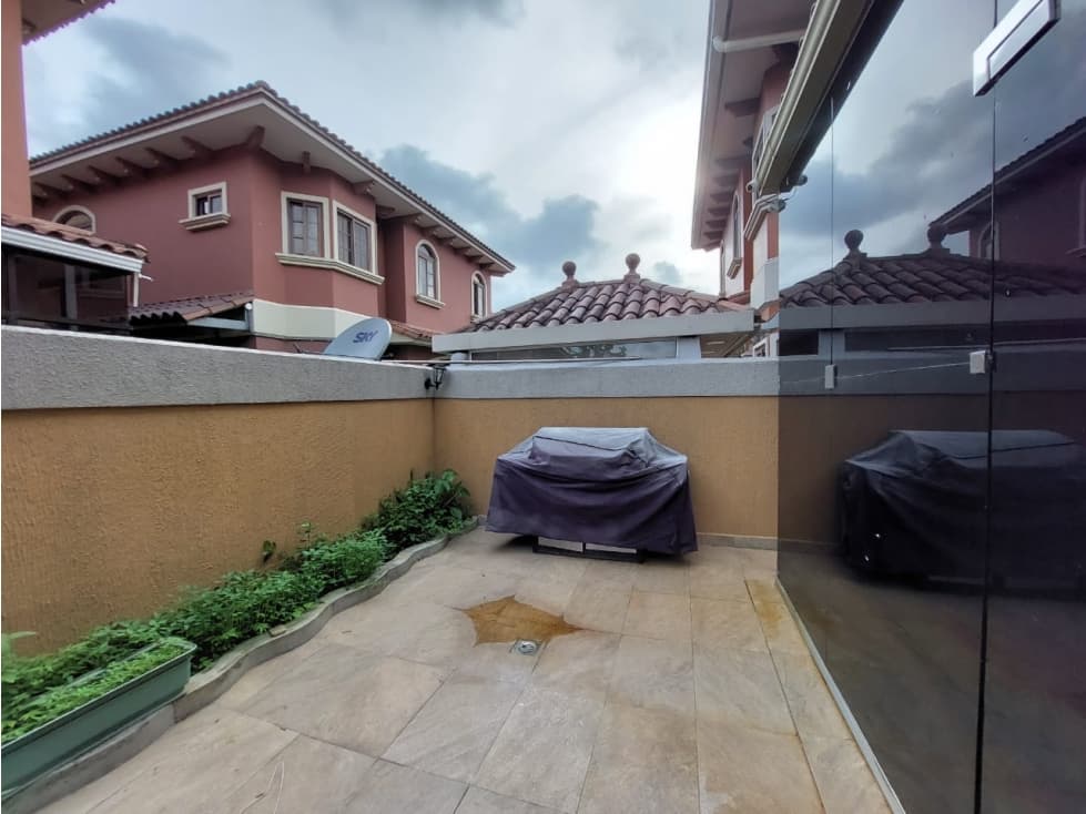 Venta de Casa en Residencial El Doral, Costa Sur — foto 5