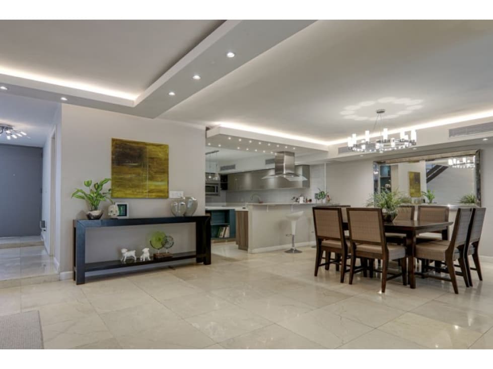 Venta de Casa 3 Niveles En Paitilla — foto 1