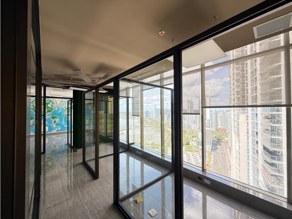 Alquiler de Oficina en Torre Bicsa, Av. Balboa — foto 3