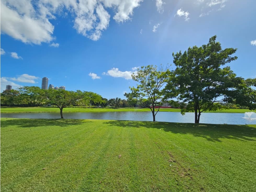 Venta de lote en Island Estates — foto 4