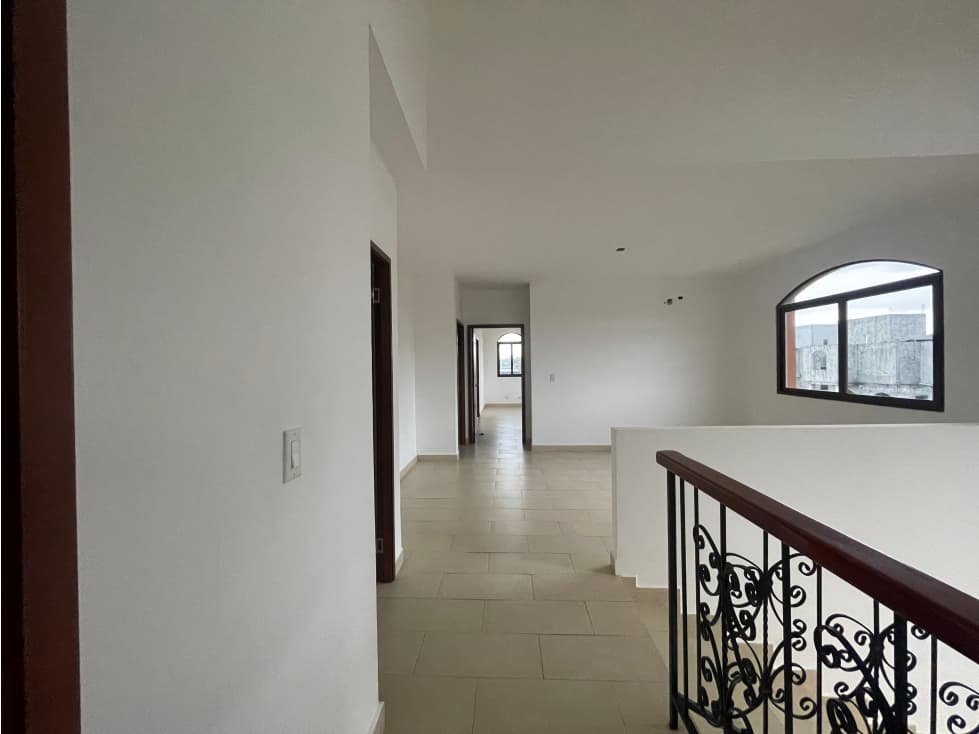 Venta de Casa en Residencial el Doral, Costa Sur — foto 3