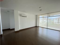 Se vende apartamento en Costa Sur, PH Costamare