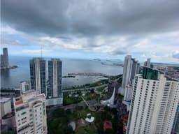 Venta de Penthouse en PH Costanera, Avenida Balboa