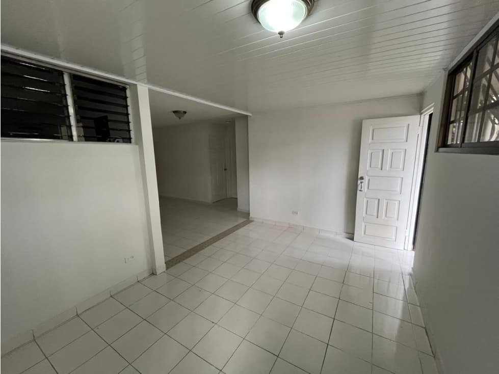 Venta de Apartamento en PH Brisas de Las Sabanas, Ave 12 de Octubre — foto 5