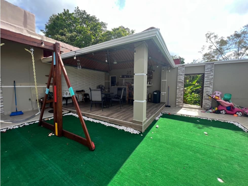 VENTA DE CASA EN ARRAIJAN, LAGO EMPERADOR — foto 6