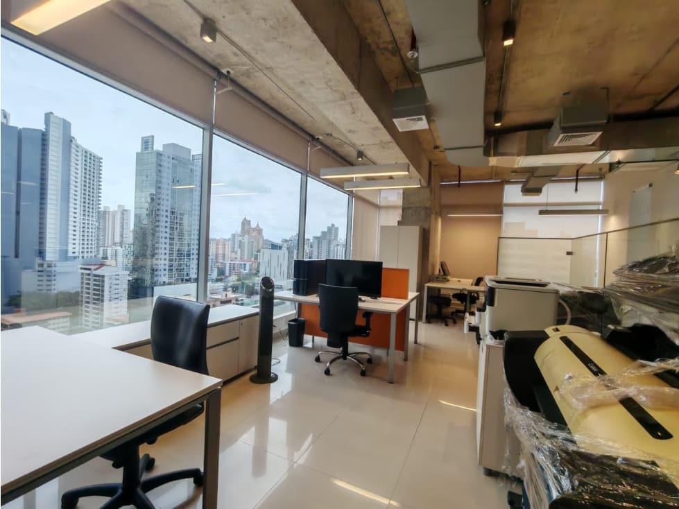 VENTA OFICINA TERMINADA EN OBARRIO SORTIS BUSINESS TOWER CPV — foto 1