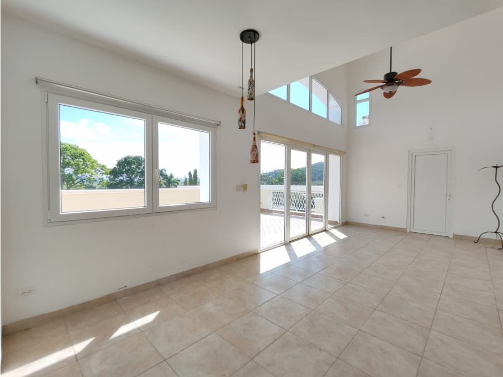 VENTA APARTAMENTO PH TUCAN VERACRUZ PANAMA OESTE CPY — foto 2