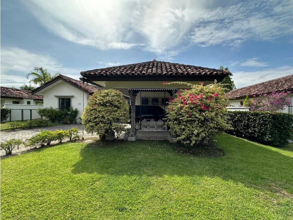 CASA EN VENTA EN BUENAVENTURA PANAMÁ MGJB — foto 1