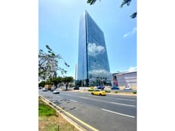 ALQUILER OFICINA PH BOC AVENIDA BALBOA MANTENIMIENTO INCLUIDO CP