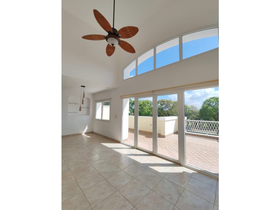 VENTA APARTAMENTO PH TUCAN VERACRUZ PANAMA OESTE CPY — foto 1