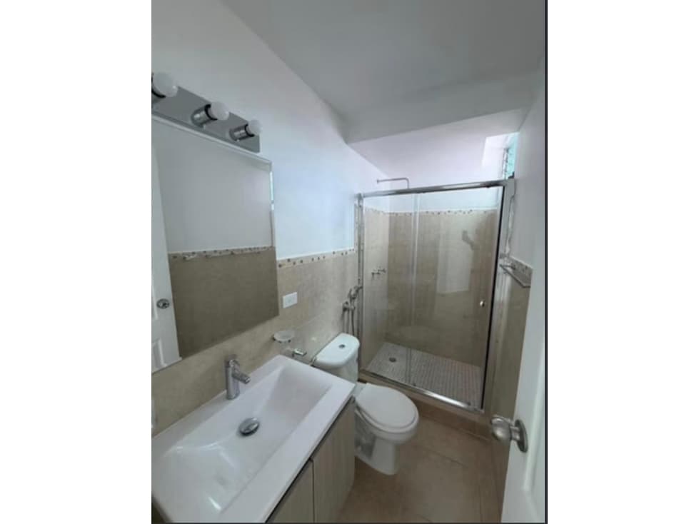 APARTAMENTO REMODELADO PH PASEO DEL GOLF MG — foto 5