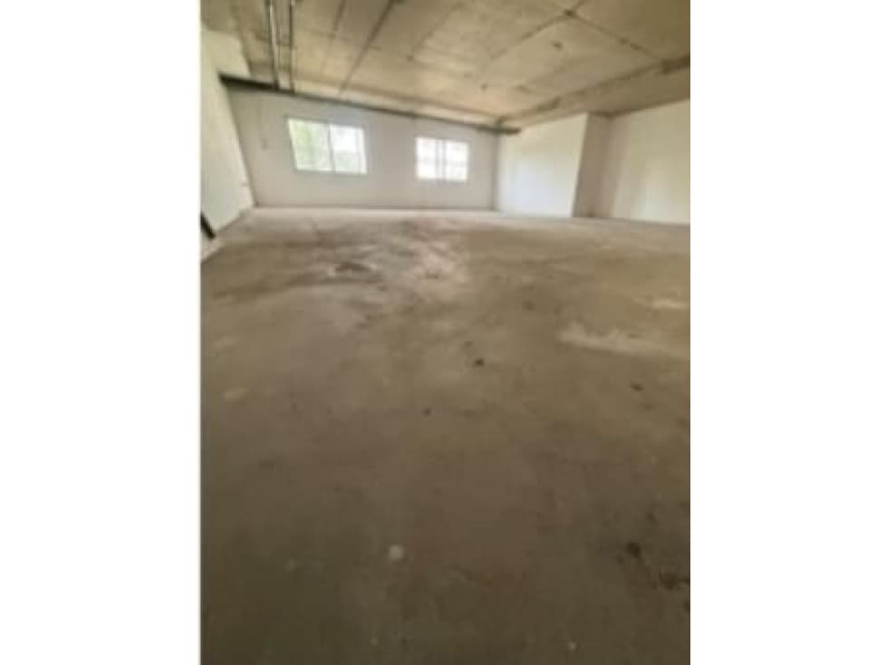 Se Alquila local comercial en Dream Plaza (CG) — foto 1