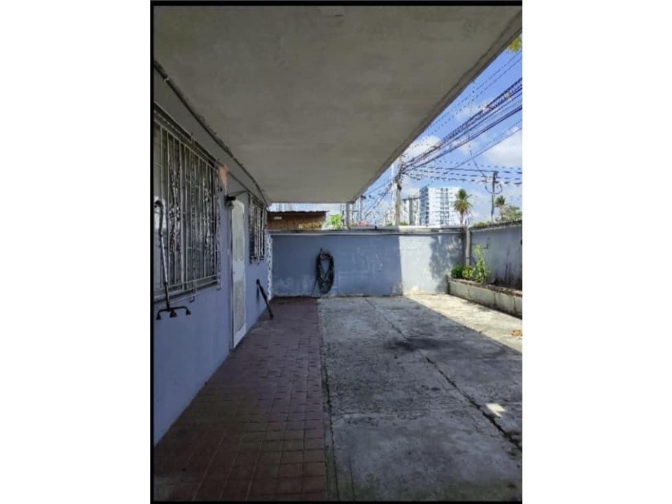 Se Vende Casa Multifamiliar en Parque Lefevre excelente ubicación(LM) — foto 3