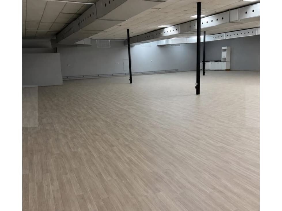Se Alquila Espacio Comercial Nivel 100-Edificio 96-Vía Israel(LM) — foto 4