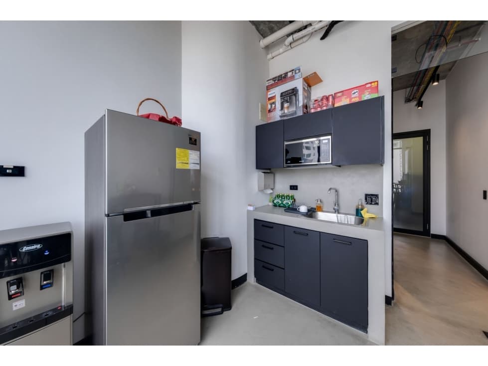 Se vende Oficina en Costa del Este Amoblada — foto 2