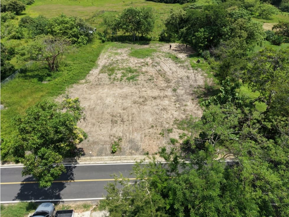 TERRENO EN VENTA / CHAME CABUYA — foto 3