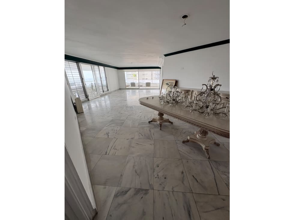 Tarpeya en Punta Paitilla, Se vende apartamento — foto 1