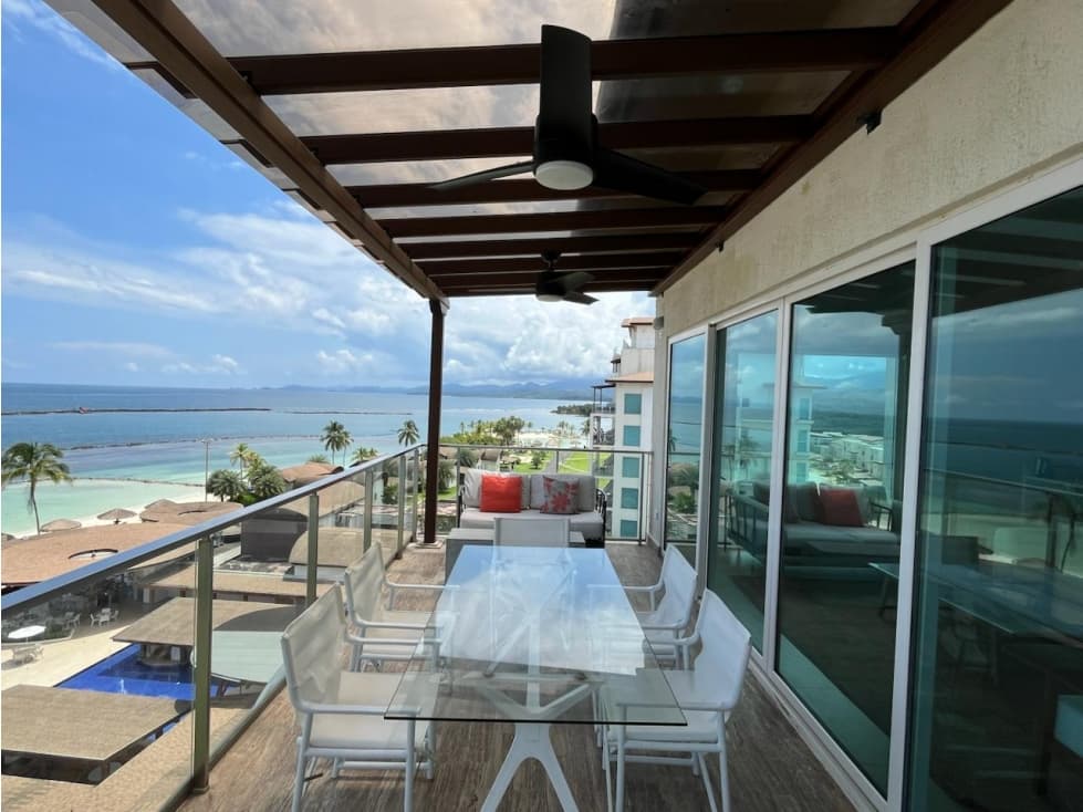Apartamento full amoblado en venta en Playa Escondida, Colón — foto 2