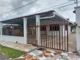 Casa en Alquiler en 4to Centenario