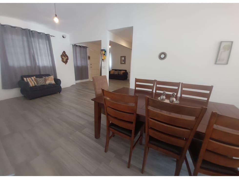 VENDO en Penonomé Tú Hogar con Piscina Te Está Esperando! — foto 3