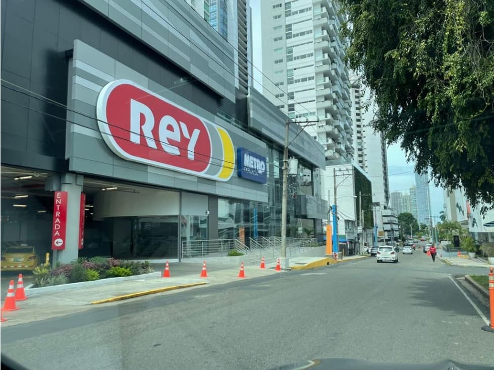 LOCAL COMERCIAL EN BELLA VISTA | PH 43 GV — foto 1
