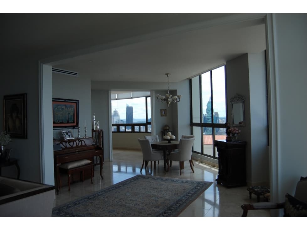 SE VENDE EN PUNTA PACIFICA PH OCEAN PARK — foto 3